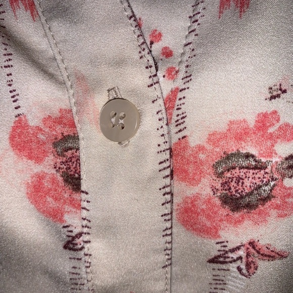 Chicos button down blouse size 1 medium cream floral pink feminine office fall - Picture 7 of 9